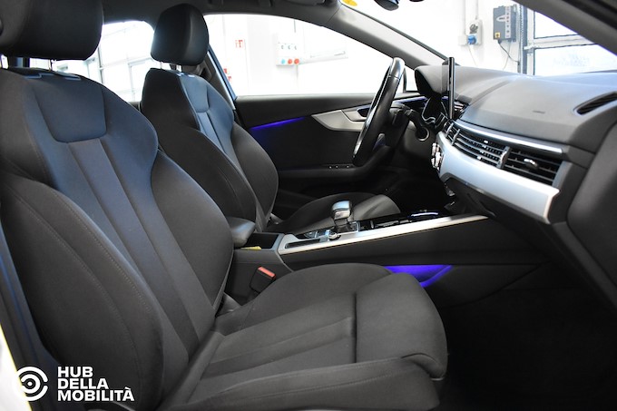 AUDI A4 Avant 40 g-tron S tronic